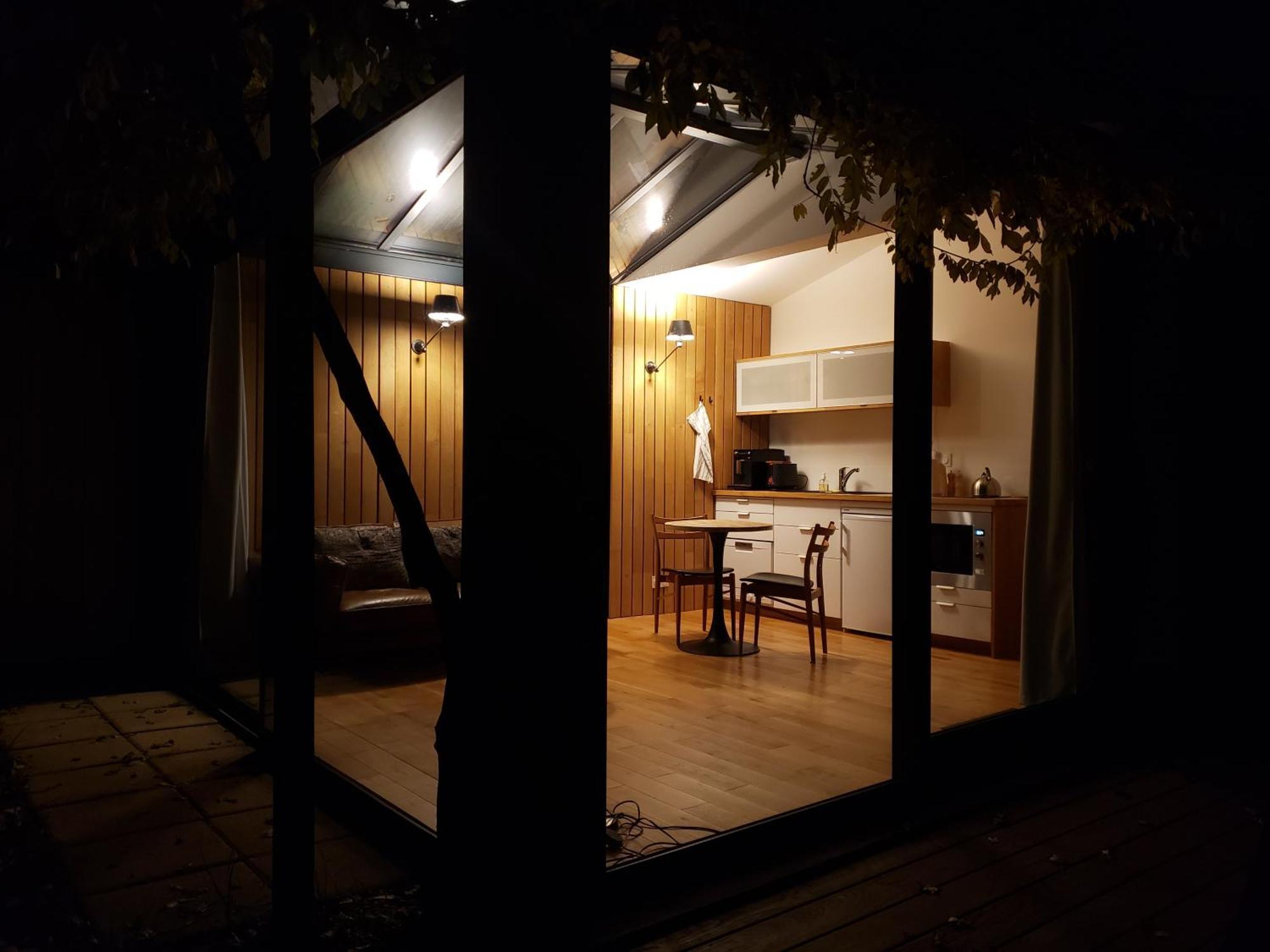 Le Mazet Des Amants, En Bois Avec Jacuzzi Privatif Avignon