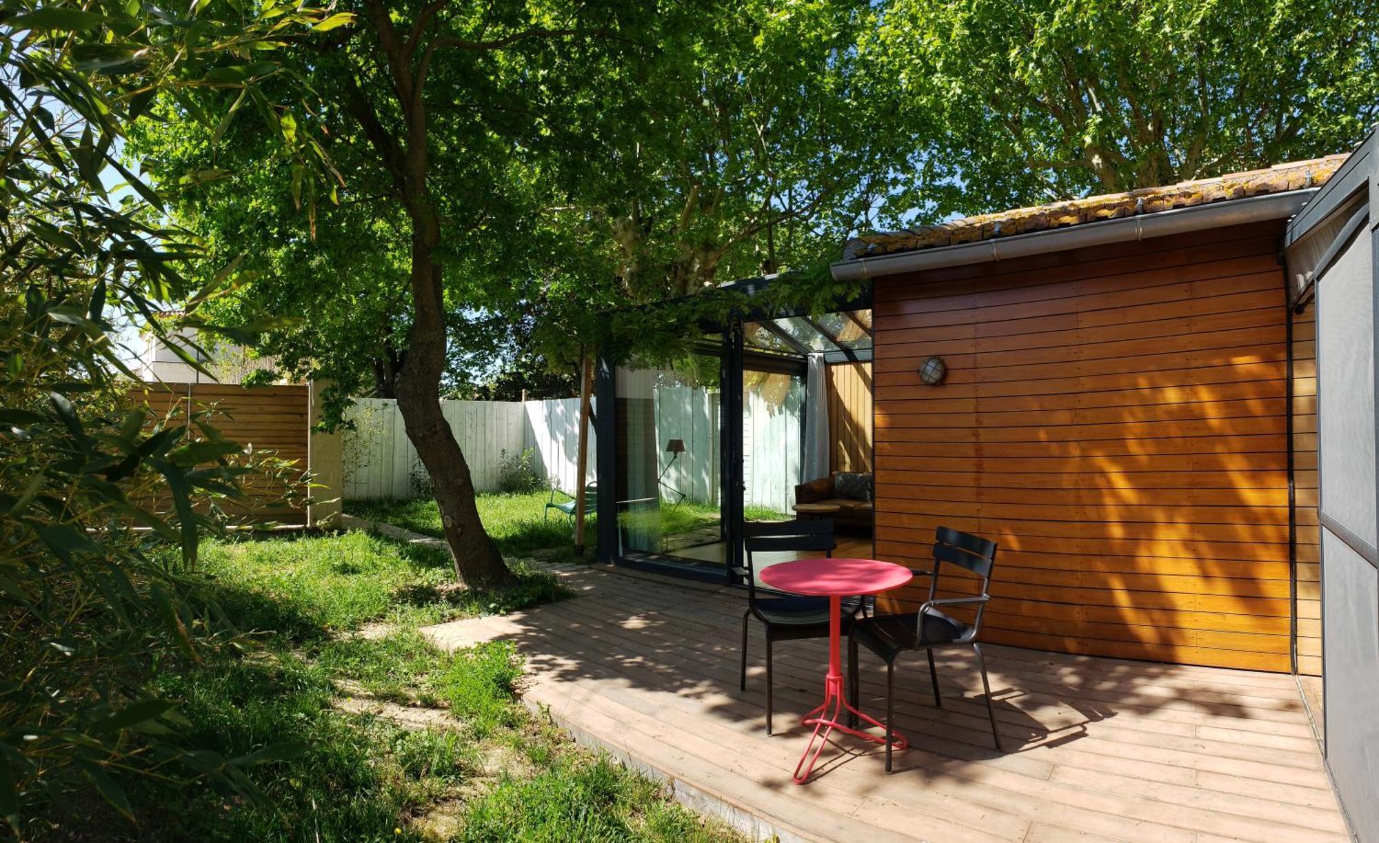 Le Mazet Des Amants, En Bois Avec Jacuzzi Privatif Villa *